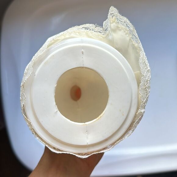 Vtg Christmas Angel tree topper dressed all in white with strawberry blond hair - Picture 6 of 7